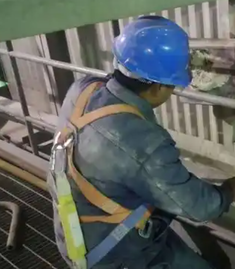 防墜器